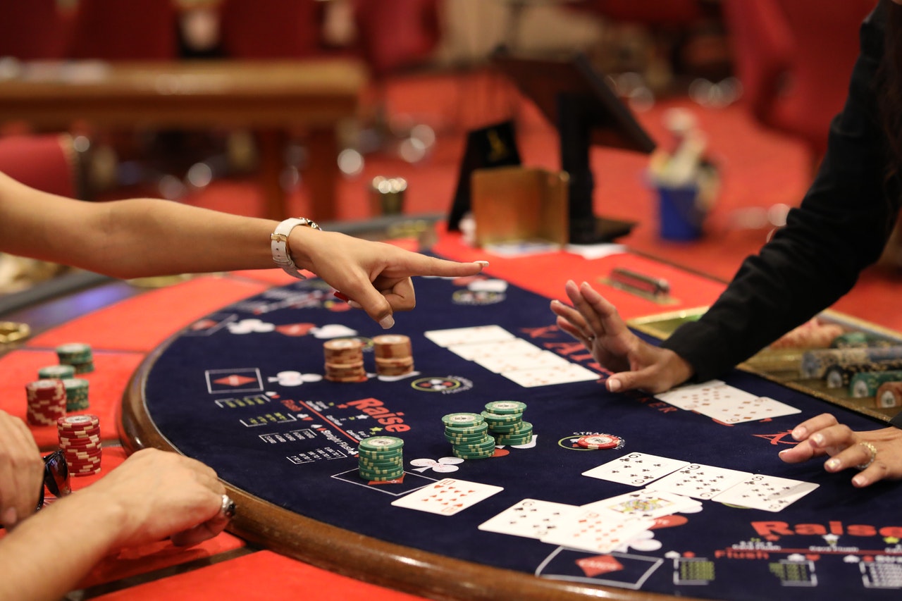 Blackjack: understanding the martingale strategy